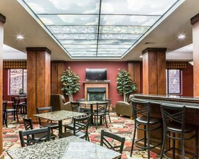 Fairfield Inn & Suites Greensboro Coliseum Area