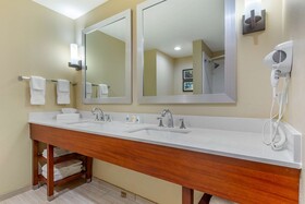 Comfort Suites Greensboro-High Point