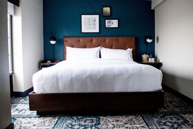 Four Points by Sheraton Greensboro Airport