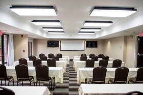 Four Points by Sheraton Greensboro Airport