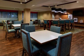 Hampton Inn Greensboro Airport