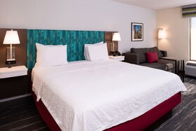 Hampton Inn Greensboro Airport