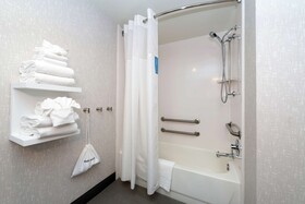 Hampton Inn Greensboro Airport