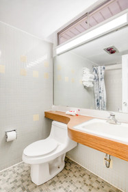 Bravo Inn Greensboro