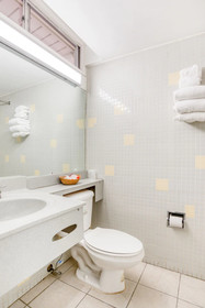 Bravo Inn Greensboro