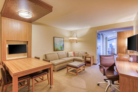 Hyatt Place Greensboro / Downtown