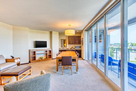 Hyatt Place Greensboro / Downtown