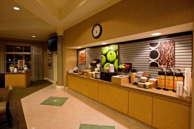 La Quinta Inn & Suites by Wyndham Greensboro NC