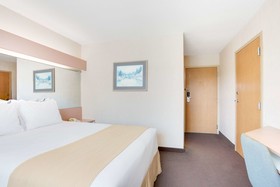 Microtel Inn & Suites by Wyndham Greensboro