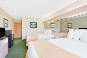 Microtel Inn & Suites by Wyndham Greensboro