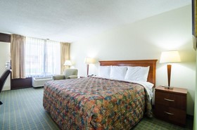 OYO hotel Greensboro east I 40