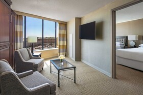Sheraton Greensboro at Four Seasons