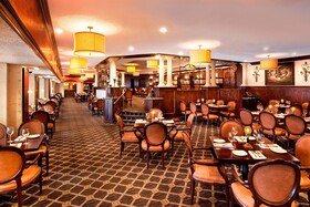 Sheraton Greensboro at Four Seasons