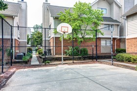 Studio 6 Greensboro