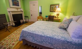 The Dailey Renewal Retreat Bed & Breakfast