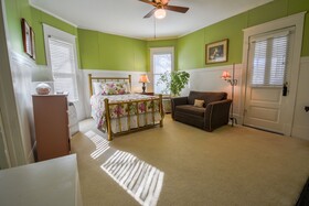 The Dailey Renewal Retreat Bed & Breakfast