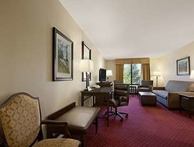 Spark by Hilton Greensboro