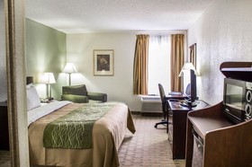 Country Inn & Suites by Radisson, Greenville, NC