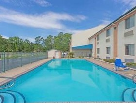 Econo Lodge Cherry Point