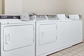 Days Inn by Wyndham Burlington East