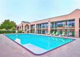121 Motel Henderson
