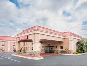 Ramada by Wyndham Hendersonville