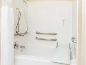 Ramada by Wyndham Hendersonville