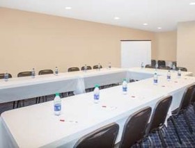Ramada by Wyndham Hendersonville