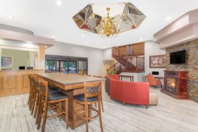 Ramada by Wyndham Hendersonville