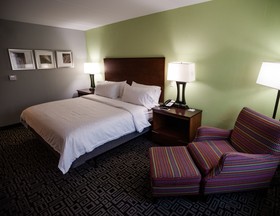 Holiday Inn Express Hickory - Hickory Mart