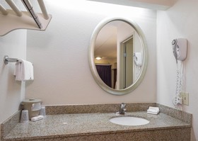 Red Roof Inn Hickory