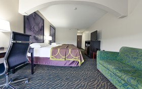 Super 8 by Wyndham High Point/Greensboro