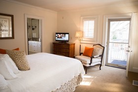 JH Adams Inn, Trademark Collection by Wyndham