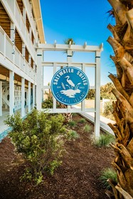 Saltwater Suites