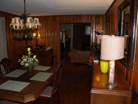 The White House on Freedom Way