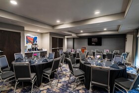 Four Points by Sheraton Charlotte Lake Norman