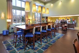 Hampton Inn & Suites Huntersville