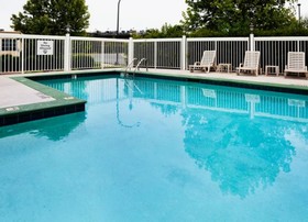 Comfort Suites Near Birkdale Village- Huntersville