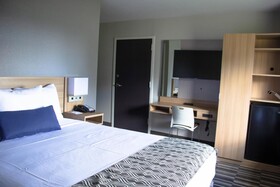 Microtel Inn & Suites by Wyndham Camp Lejeune/Jacksonville