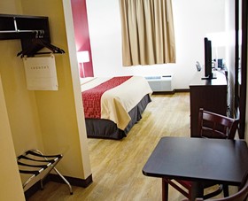 Red Roof Inn & Suites Jacksonville