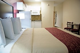 Red Roof Inn & Suites Jacksonville