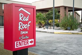 Red Roof Inn & Suites Jacksonville
