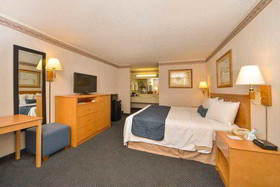 Days Inn by Wyndham West Jefferson