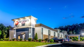 Best Western Plus Yadkin Valley Inn & Suites