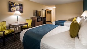 Best Western Plus Yadkin Valley Inn & Suites