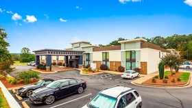 Best Western Plus Yadkin Valley Inn & Suites