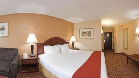 Holiday Inn Express & Suites Kings Mountain - Shelby Area