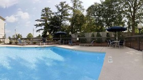 Holiday Inn Express & Suites Kinston