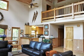 Mountain Laurel Lodge