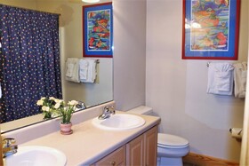 Mountain Laurel Lodge